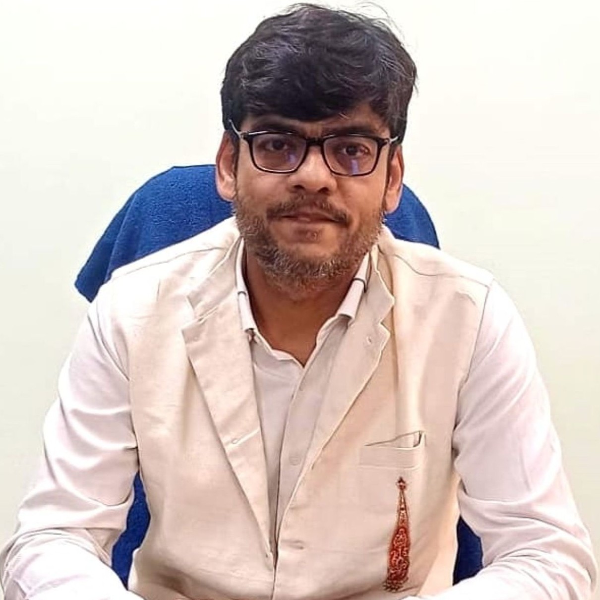 Shri Santosh Ajmera profile